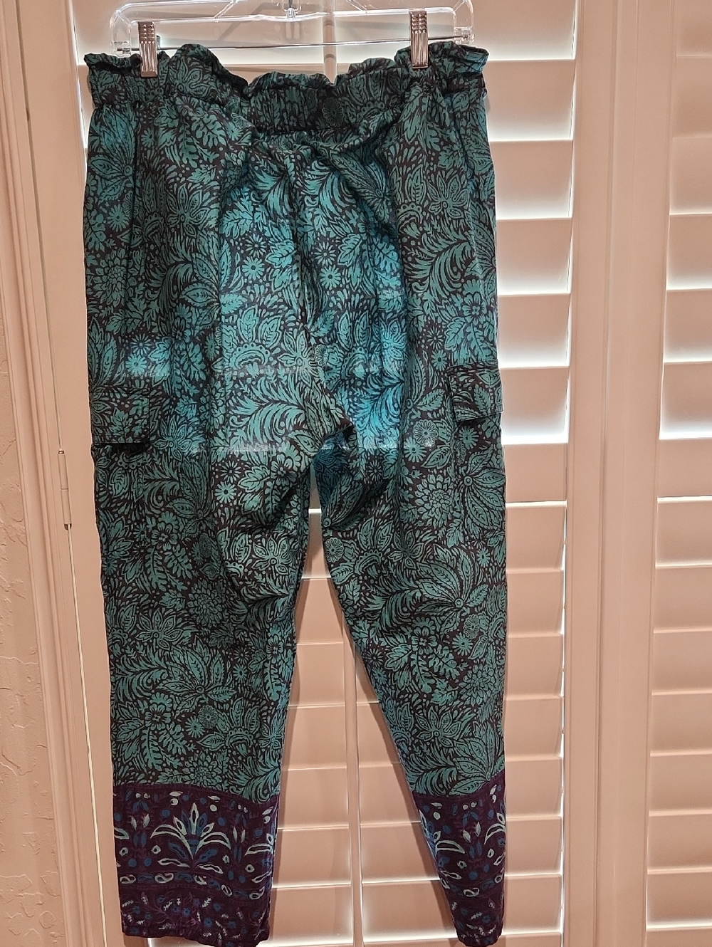 Sundance Cotton Pants, Size MED - Picture 5 of 5